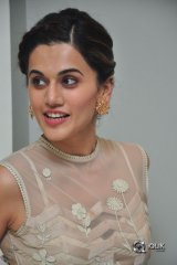 Taapsee At Anando Brahma Movie Trailer Launch